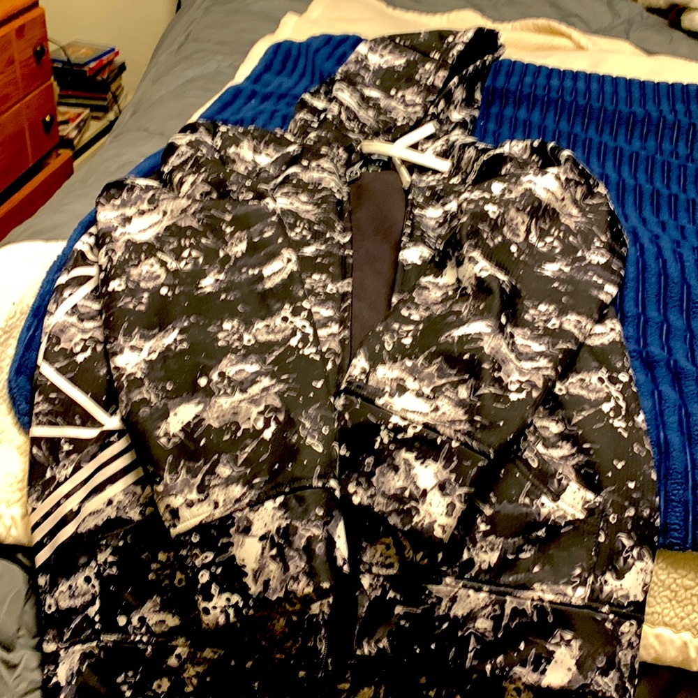 Brand new snowboard jacket never used